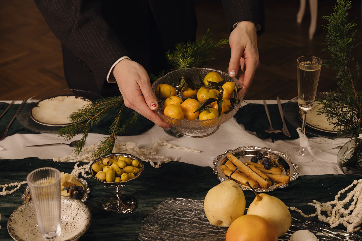 Два настроения для новогоднего стола: сервировочные боксы VOUX «Бордовый» и «Еловый»